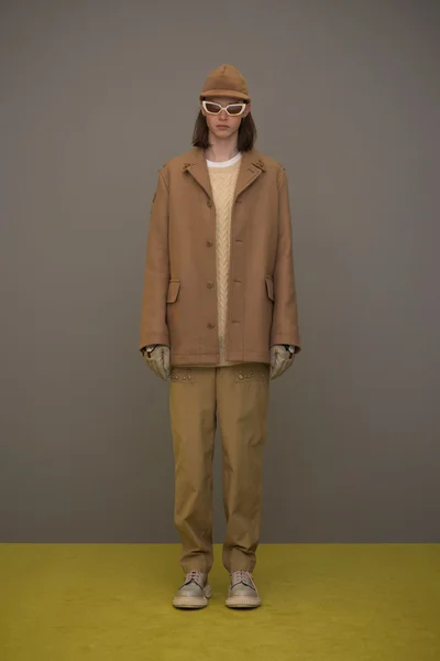 Look 9